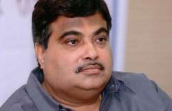 gadkari keen to take back uma into bjp fold