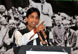 kumar vishwas hits back at garg