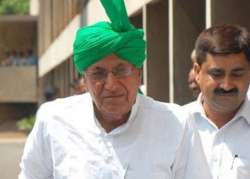 cbi moves delhi hc seeking cancellation of om prakash chautala bail