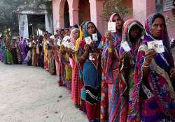 fourth round of bihar battle ends 58 percent vote