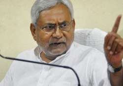 nitish kumar to make denial of spl status a major poll plank