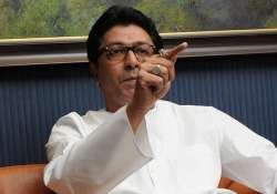 raj thackeray takes a jibe at pm modi on foreign tours