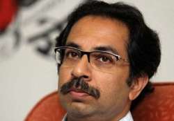 uddhav thackeray asks hardik patel to behave like bal thackeray