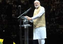 congress slams pm modi over his damaad barb