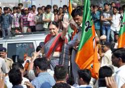 gujarat local polls congress leads in rural areas bjp ahead in urban