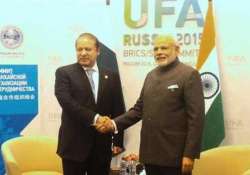 pm modi accepts nawaz sharif s invitation to visit pakistan in 2016