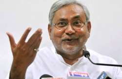 nitish lobs modi ball into bjp s court