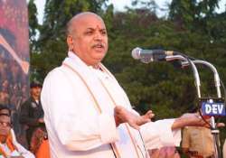 ghar wapsi not conversion says vhp