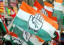 congress hits out at vhp s hindu ruler remarks