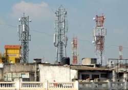 fadnavis orders removal of illegal mobile towers from the state