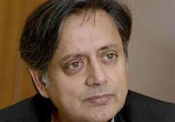 support to swachh bharat no endorsement of bjp agenda tharoor