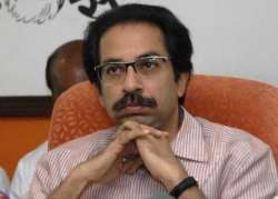 sena mla slaps cop guarding uddhav thackeray