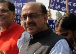 vijay goel active again in delhi bjp