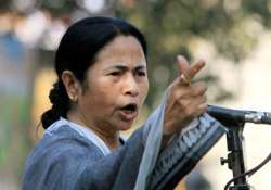 centre should declassify netaji files mamata banerjee