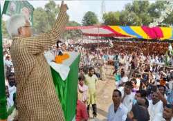 lalu prasad s castiest remarks violative of model code ec