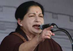 jayalalithaa files defamation case against swamy