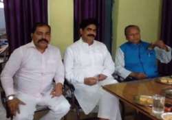 bihar ministers in soup over courtesy meet with shahabuddin in jail