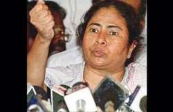 mamata demands judicial or cbi inquiry into fire incident