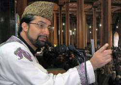 mirwaiz umar farooq placed under house arrest