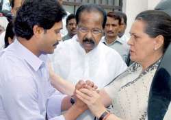 it is ysr vs sonia in kadapa ls by poll