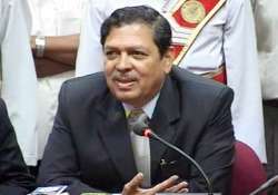 jan lokpal bill offers immunity only to president santosh hegde