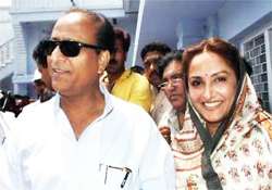 jaya prada to contest against azam khan says amar singh