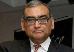 justice katju should not act like a congress spokesperson jd u