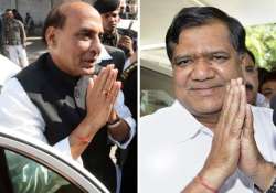 rajnath meets shettar says no crisis for state govt