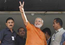 keshubhai modi leading in respective seats