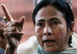 mamata pulls up non performing ministers bureaucrats