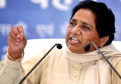 mayawati defends bansal in bribery scam