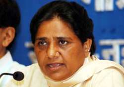 mayawati refuses to give opinion on lokpal bill