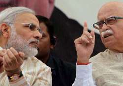 modi meets advani