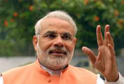 modi takes potshots at powerless centre