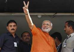 modi wins maninagar seat by 70 000 votes