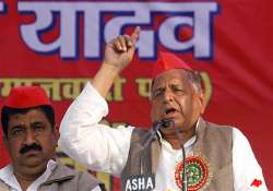 mulayam accuses bsp govt of land grabbing lodging fake cases