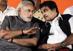 nitin gadkari meets narendra modi in gandhinagar