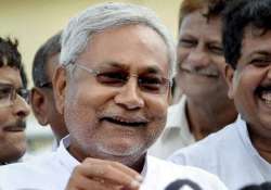 nitish protests jd u blocks road rail traffic