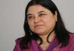 no gandhi can save congress maneka