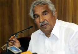 oomen chandy defends orphanages in kerala