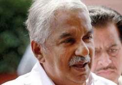 oomen chandy meets swaraj seeks steps to evacuate nurses from iraq