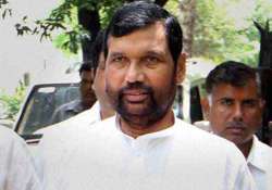 paswan to meet family members of badaun rape victims