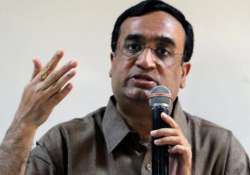 rahul s congress to reach out to young focus on social media ajay maken