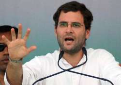 rahul gandhi attacks mulayam for being anti english