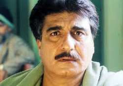 raj babbar rebuffed by ghaziabad assistant returning officer