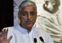 rajmohan gandhi joins aap