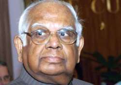 somanath chatterjee suffers mild cerebral stroke