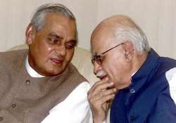 vajpayee s oratorical skills gave advani inferiority complex