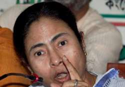 will not bow before arrogance of power mamata