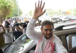 would not give single penny to woo electorate says sharad yadav